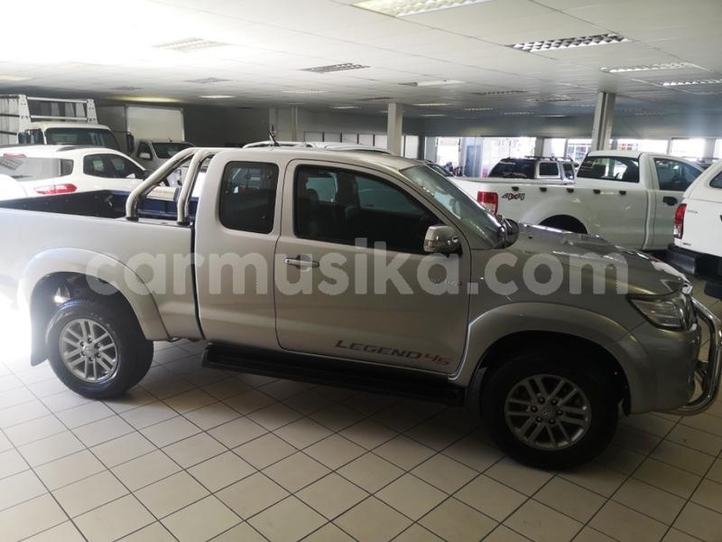 Big with watermark toyota hilux matabeleland south beitbridge 10226