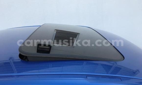 Nunua Ilio tumika BMW 3–Series Bluu Gari ndani ya Belvedere nchini Harare Nunua Ilio tumika BMW 3–Series Bluu Gari ndani ya Belvedere nchini Harare