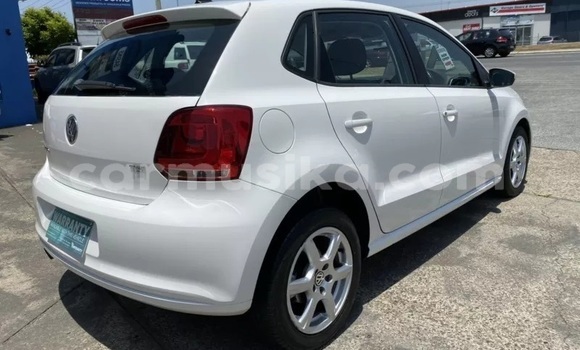 Tenga Tsaru Volkswagen Polo Chena Mota in Beitbridge in Matabeleland South Tenga Tsaru Volkswagen Polo Chena Mota in Beitbridge in Matabeleland South