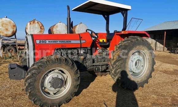 Acheter Occasion Utilitaire Caterpillar 120 Rouge à Harare, Harare Acheter Occasion Utilitaire Caterpillar 120 Rouge à Harare, Harare