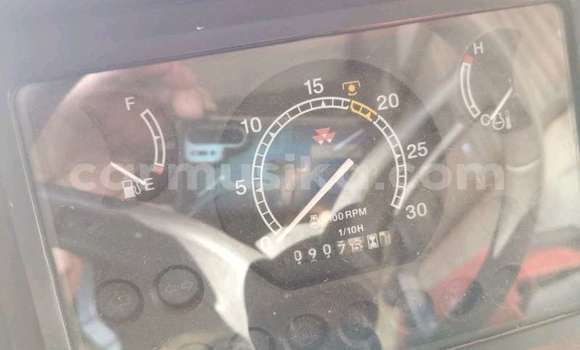 Acheter Occasion Utilitaire Caterpillar 120 Rouge à Harare, Harare Acheter Occasion Utilitaire Caterpillar 120 Rouge à Harare, Harare