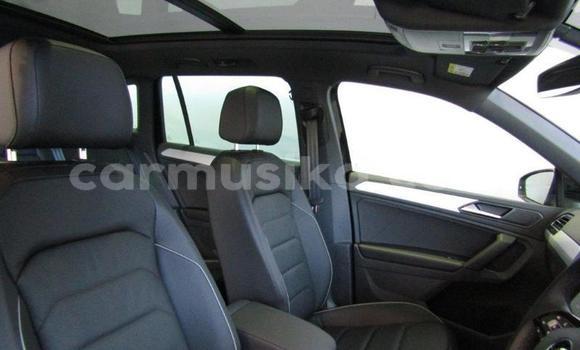 Acheter Occasion Voiture Volkswagen Tiguan Noir à Beitbridge, Matabeleland South Acheter Occasion Voiture Volkswagen Tiguan Noir à Beitbridge, Matabeleland South