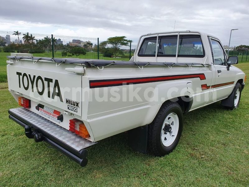 Big with watermark toyota hilux matabeleland south beitbridge 10240