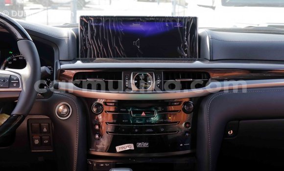 Acheter Import Voiture Lexus LX Blanc à Import - Dubai, Harare Acheter Import Voiture Lexus LX Blanc à Import - Dubai, Harare