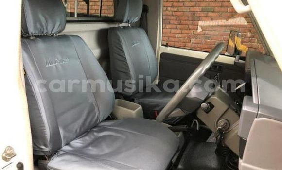 Tenga Tsaru Toyota Land Cruiser Chena Mota in Beitbridge in Matabeleland South Tenga Tsaru Toyota Land Cruiser Chena Mota in Beitbridge in Matabeleland South