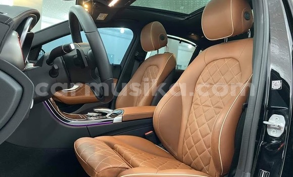 Acheter Occasion Voiture Mercedes‒Benz GLC Noir à Beitbridge, Matabeleland South Acheter Occasion Voiture Mercedes‒Benz GLC Noir à Beitbridge, Matabeleland South