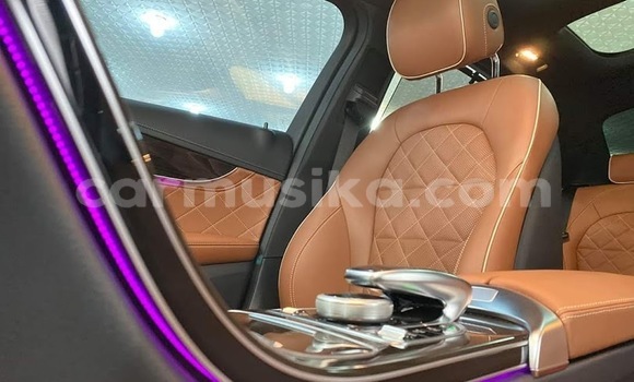 Acheter Occasion Voiture Mercedes‒Benz GLC Noir à Beitbridge, Matabeleland South Acheter Occasion Voiture Mercedes‒Benz GLC Noir à Beitbridge, Matabeleland South