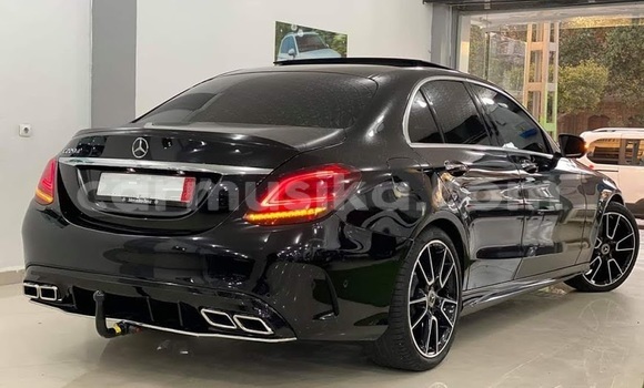 Acheter Occasion Voiture Mercedes‒Benz GLC Noir à Beitbridge, Matabeleland South Acheter Occasion Voiture Mercedes‒Benz GLC Noir à Beitbridge, Matabeleland South