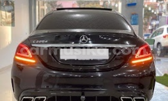 Acheter Occasion Voiture Mercedes‒Benz GLC Noir à Beitbridge, Matabeleland South Acheter Occasion Voiture Mercedes‒Benz GLC Noir à Beitbridge, Matabeleland South