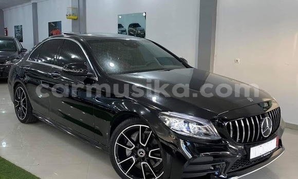 Acheter Occasion Voiture Mercedes‒Benz GLC Noir à Beitbridge, Matabeleland South Acheter Occasion Voiture Mercedes‒Benz GLC Noir à Beitbridge, Matabeleland South