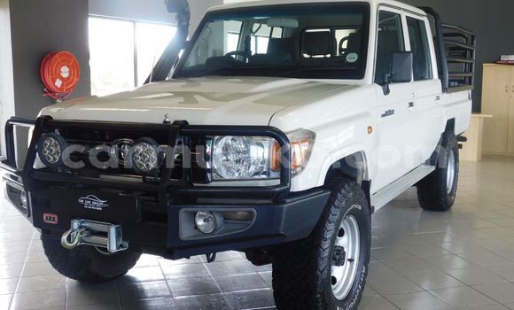 Acheter Occasion Voiture Toyota Land Cruiser Blanc à Borrowdale, Harare Acheter Occasion Voiture Toyota Land Cruiser Blanc à Borrowdale, Harare