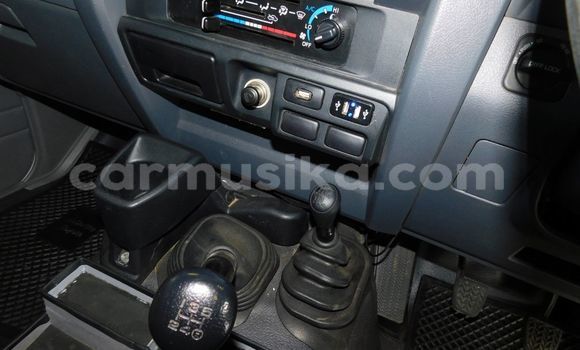 Acheter Occasion Voiture Toyota Land Cruiser Blanc à Borrowdale, Harare Acheter Occasion Voiture Toyota Land Cruiser Blanc à Borrowdale, Harare