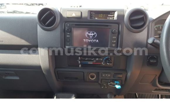 Acheter Occasion Voiture Toyota Land Cruiser Blanc à Beitbridge, Matabeleland South Acheter Occasion Voiture Toyota Land Cruiser Blanc à Beitbridge, Matabeleland South