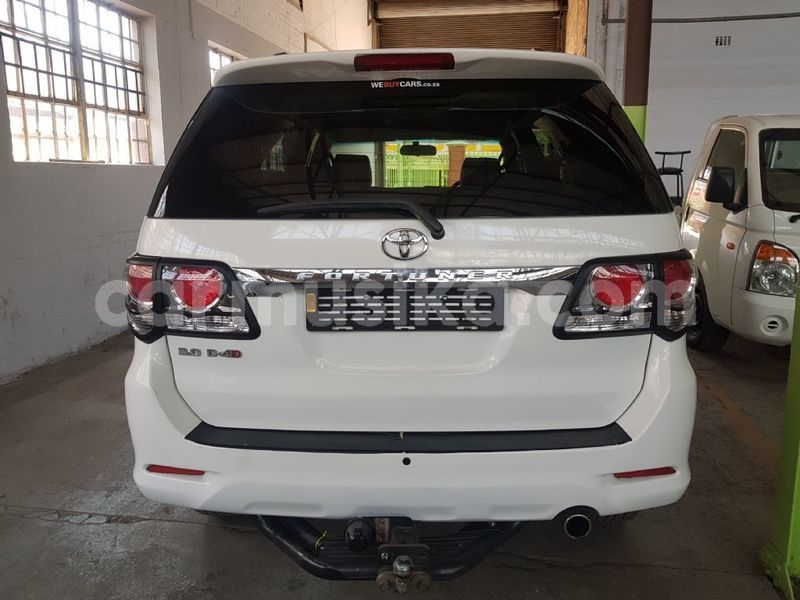 Big with watermark toyota fortuner matabeleland south beitbridge 10261