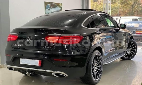 Acheter Occasion Voiture Mercedes‒Benz GLC Noir à Beitbridge, Matabeleland South Acheter Occasion Voiture Mercedes‒Benz GLC Noir à Beitbridge, Matabeleland South