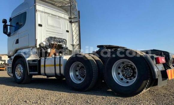 Acheter Occasion Utilitaire Scania Irizar Blanc à Beitbridge, Matabeleland South Acheter Occasion Utilitaire Scania Irizar Blanc à Beitbridge, Matabeleland South