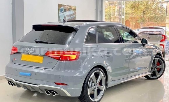 Acheter Occasion Voiture Audi RS3 Autre à Beitbridge, Matabeleland South Acheter Occasion Voiture Audi RS3 Autre à Beitbridge, Matabeleland South