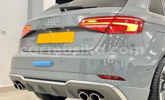 Acheter Occasion Voiture Audi RS3 Autre à Beitbridge, Matabeleland South Acheter Occasion Voiture Audi RS3 Autre à Beitbridge, Matabeleland South