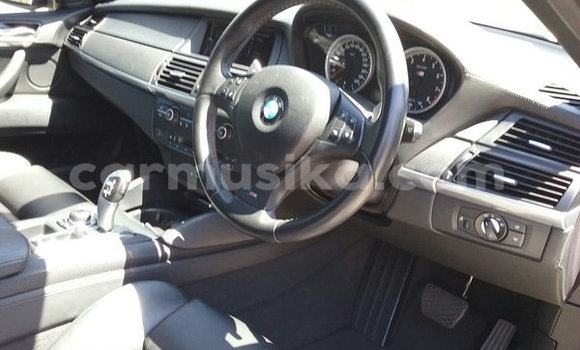 Acheter Occasion Voiture BMW X6 M Blanc à Beitbridge, Matabeleland South Acheter Occasion Voiture BMW X6 M Blanc à Beitbridge, Matabeleland South