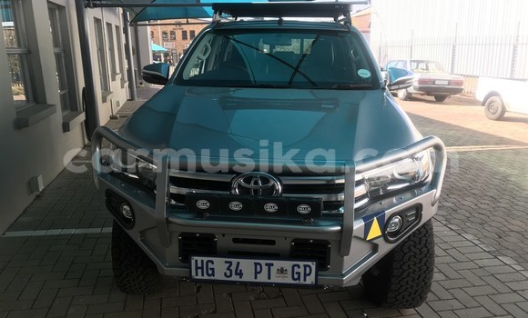 Acheter Occasion Voiture Toyota Hilux Gris à Beitbridge, Matabeleland South Acheter Occasion Voiture Toyota Hilux Gris à Beitbridge, Matabeleland South