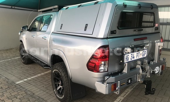 Acheter Occasion Voiture Toyota Hilux Gris à Beitbridge, Matabeleland South Acheter Occasion Voiture Toyota Hilux Gris à Beitbridge, Matabeleland South