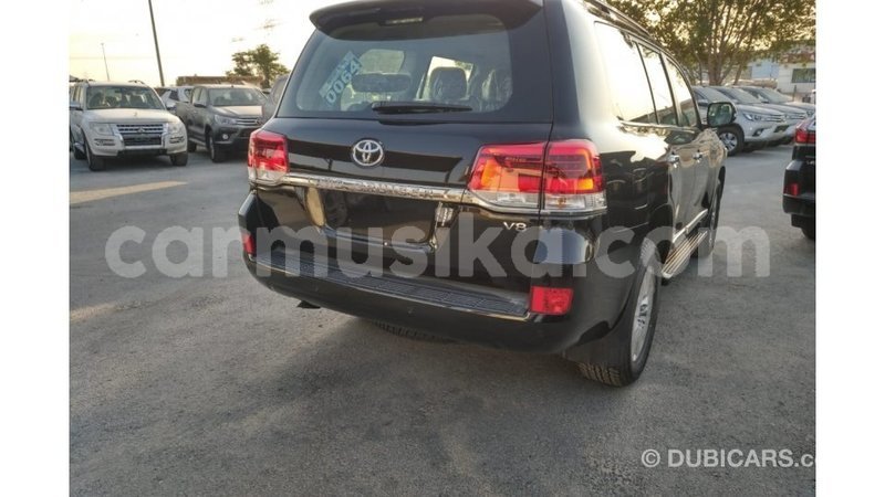 Big with watermark toyota land cruiser harare import dubai 10286