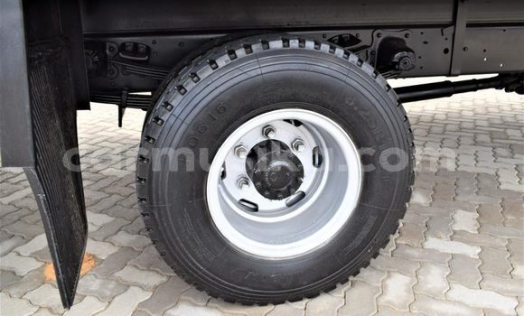 Acheter Occasion Utilitaire Hino 300 Series Blanc à Beitbridge, Matabeleland South Acheter Occasion Utilitaire Hino 300 Series Blanc à Beitbridge, Matabeleland South