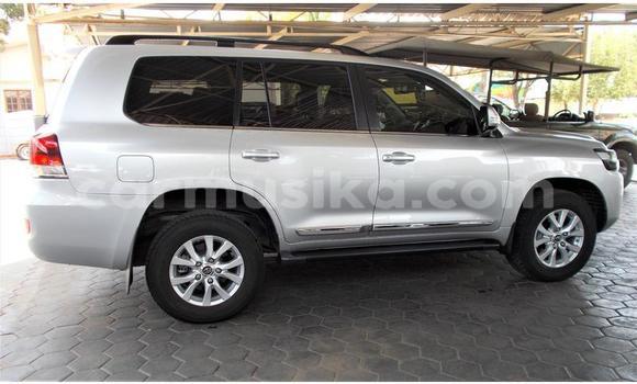 Acheter Occasion Voiture Toyota Land Cruiser Prado Gris à Beitbridge, Matabeleland South Acheter Occasion Voiture Toyota Land Cruiser Prado Gris à Beitbridge, Matabeleland South