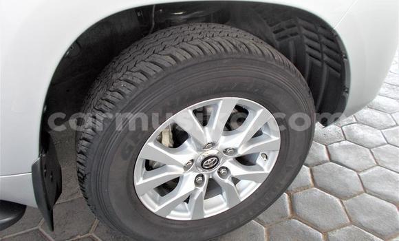 Acheter Occasion Voiture Toyota Land Cruiser Prado Gris à Beitbridge, Matabeleland South Acheter Occasion Voiture Toyota Land Cruiser Prado Gris à Beitbridge, Matabeleland South