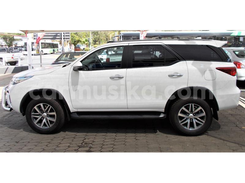 Big with watermark toyota fortuner matabeleland south beitbridge 10295