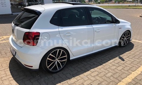Nunua Ilio tumika Volkswagen Polo GTI Nyeupe Gari ndani ya Beitbridge nchini Matabeleland Kusini Nunua Ilio tumika Volkswagen Polo GTI Nyeupe Gari ndani ya Beitbridge nchini Matabeleland Kusini