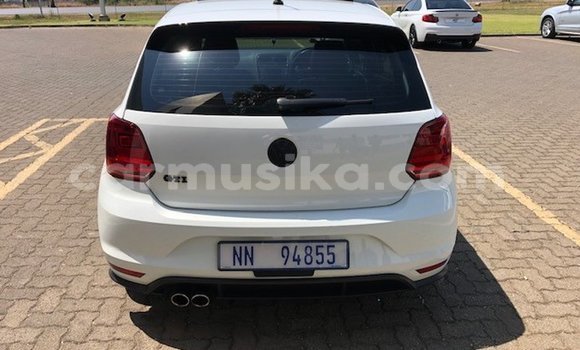 Nunua Ilio tumika Volkswagen Polo GTI Nyeupe Gari ndani ya Beitbridge nchini Matabeleland Kusini Nunua Ilio tumika Volkswagen Polo GTI Nyeupe Gari ndani ya Beitbridge nchini Matabeleland Kusini