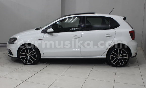 Buy Used Volkswagen Polo White Car in Beitbridge in Matabeleland South Buy Used Volkswagen Polo White Car in Beitbridge in Matabeleland South