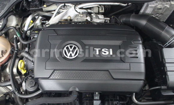 Buy Used Volkswagen Polo White Car in Beitbridge in Matabeleland South Buy Used Volkswagen Polo White Car in Beitbridge in Matabeleland South