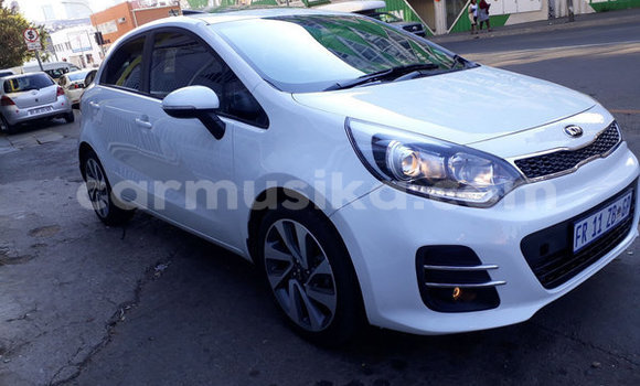 Buy Used Kia Rio White Car in Beitbridge in Matabeleland South Buy Used Kia Rio White Car in Beitbridge in Matabeleland South