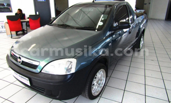 Buy Used Opel Corsa Silver Car in Beitbridge in Matabeleland South Buy Used Opel Corsa Silver Car in Beitbridge in Matabeleland South