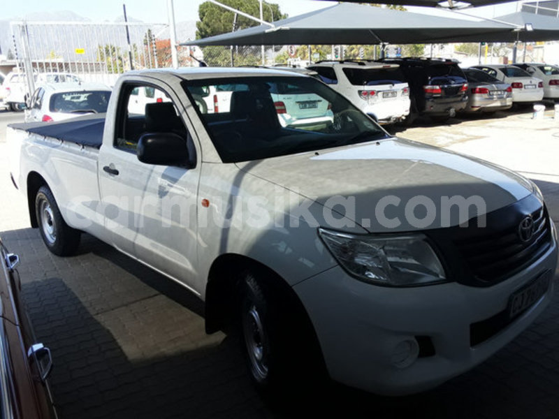 Big with watermark toyota hilux matabeleland south beitbridge 10311