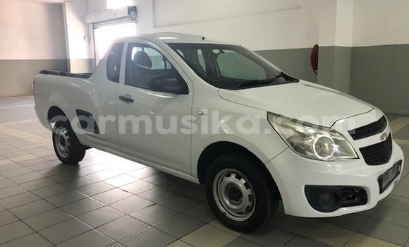 Acheter Occasion Voiture Chevrolet Corsa Blanc à Bulawayo, Bulawayo Acheter Occasion Voiture Chevrolet Corsa Blanc à Bulawayo, Bulawayo