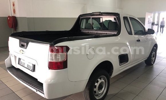 Acheter Occasion Voiture Chevrolet Corsa Blanc à Bulawayo, Bulawayo Acheter Occasion Voiture Chevrolet Corsa Blanc à Bulawayo, Bulawayo