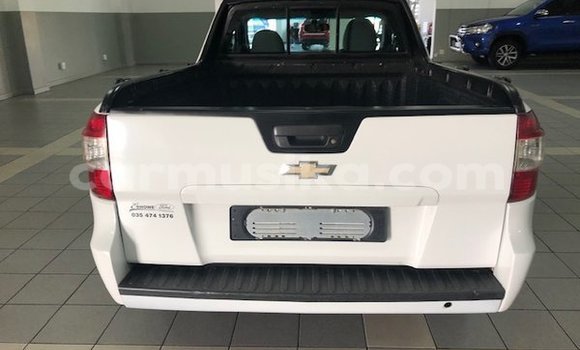 Acheter Occasion Voiture Chevrolet Corsa Blanc à Bulawayo, Bulawayo Acheter Occasion Voiture Chevrolet Corsa Blanc à Bulawayo, Bulawayo