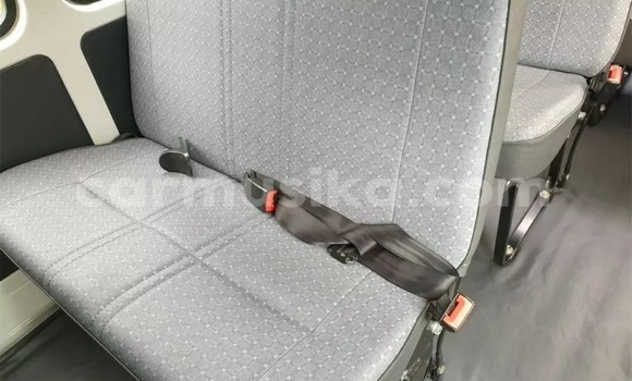 Acheter Occasion Voiture Toyota Avanza Blanc à Beitbridge, Matabeleland South Acheter Occasion Voiture Toyota Avanza Blanc à Beitbridge, Matabeleland South