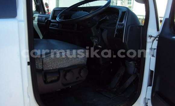 Buy Used Nissan UD White Truck in Beitbridge in Matabeleland South Buy Used Nissan UD White Truck in Beitbridge in Matabeleland South