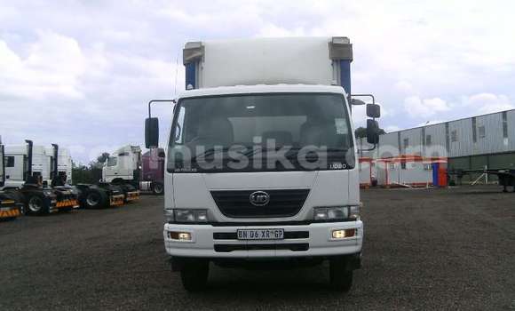 Buy Used Nissan UD White Truck in Beitbridge in Matabeleland South Buy Used Nissan UD White Truck in Beitbridge in Matabeleland South