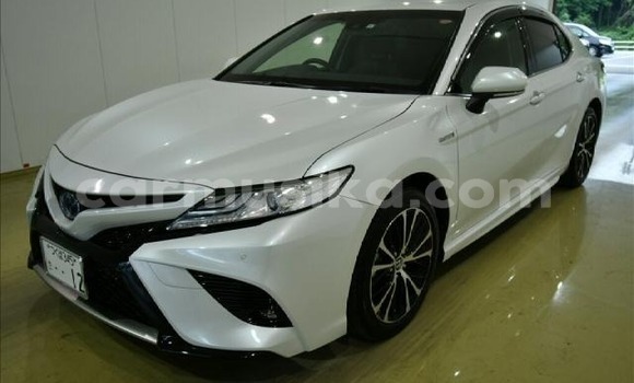 Buy Used Toyota Corolla White Car in Bulawayo in Bulawayo Buy Used Toyota Corolla White Car in Bulawayo in Bulawayo