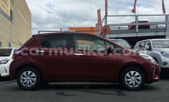 Nunua Ilio tumika Toyota Yaris Nyekundu Gari ndani ya Greendale nchini Harare Nunua Ilio tumika Toyota Yaris Nyekundu Gari ndani ya Greendale nchini Harare