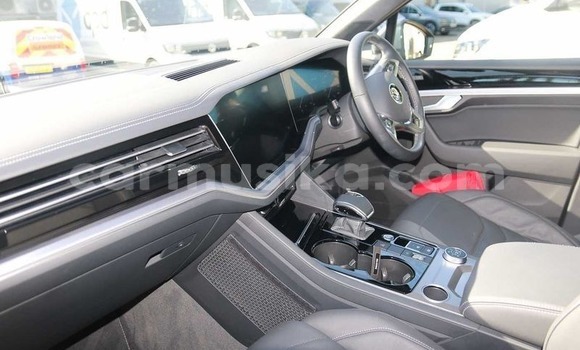 Buy Used Volkswagen Touareg Black Car in Bulawayo in Bulawayo Buy Used Volkswagen Touareg Black Car in Bulawayo in Bulawayo