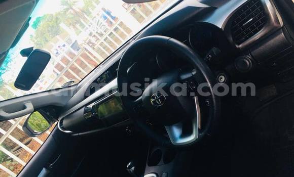 Acheter Occasion Voiture Toyota Hilux Blanc à Harare, Harare Acheter Occasion Voiture Toyota Hilux Blanc à Harare, Harare