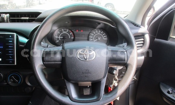 Buy Used Toyota Hilux Silver Car in Glen Norah in Harare Buy Used Toyota Hilux Silver Car in Glen Norah in Harare