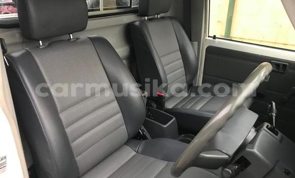 Acheter Occasion Voiture Toyota Land Cruiser Blanc à Bulawayo, Bulawayo Acheter Occasion Voiture Toyota Land Cruiser Blanc à Bulawayo, Bulawayo