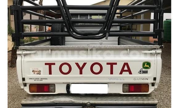 Acheter Occasion Voiture Toyota Land Cruiser Blanc à Bulawayo, Bulawayo Acheter Occasion Voiture Toyota Land Cruiser Blanc à Bulawayo, Bulawayo